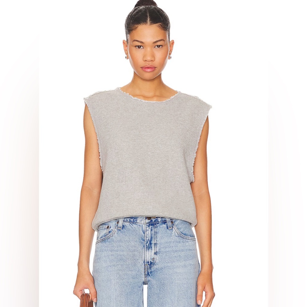 We The Free Gray Sleeveless Knit Tee